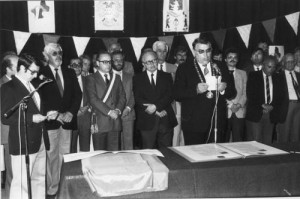 Unterzeichnung der Partnerschaftsurkunden am 16. Juni 1973 in Pouzauges